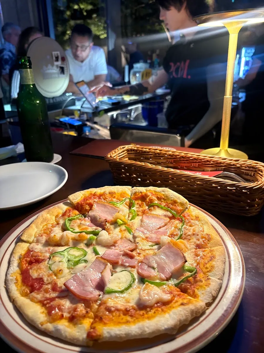 P.C.M. PUB CARDINAL MARUNOUCHI · 11
